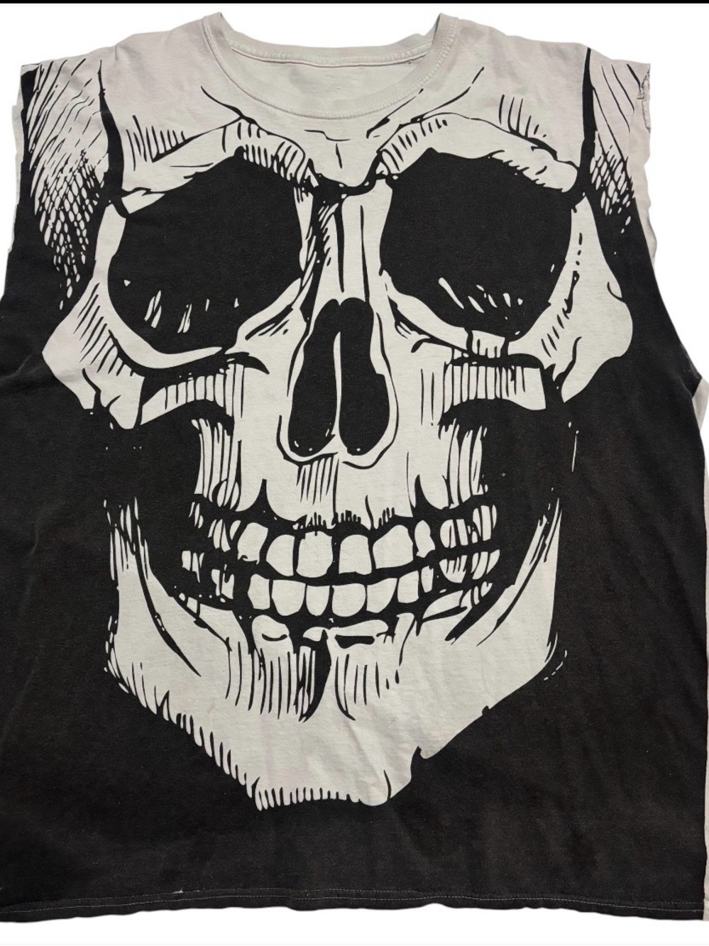 Source Unknown Black and White Skull Graphic Tank Top